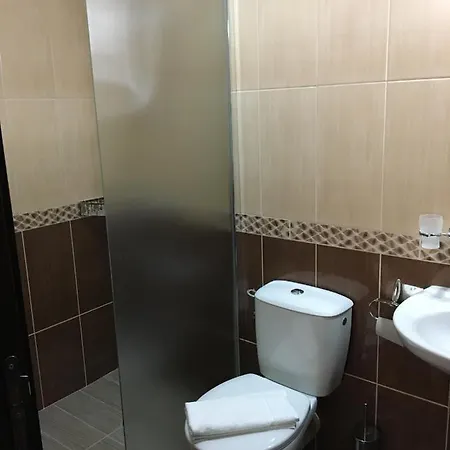 Apartment Модерен Тристаен Апартамент