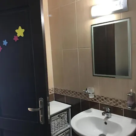 דירה Модерен Тристаен Апартамент